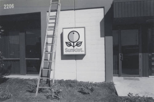 Sunkist Central Citrus Company - 2206 South Priest Drive, Tempe, Arizona