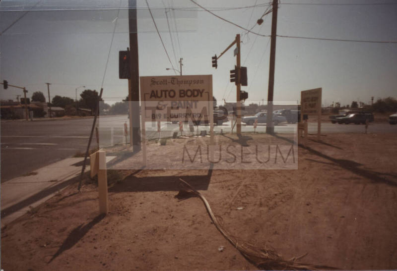 Scott Thompson Auto Body and Paint - 819 E. Princess Drive, Tempe, AZ