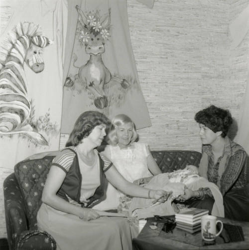 Unidentified Group Of 3 seated Women