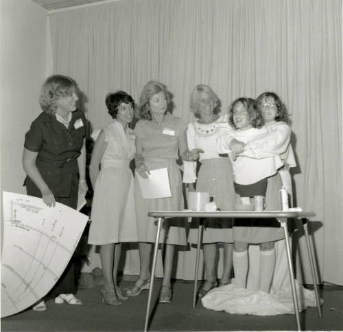 Double Take - Tempe Daily News - September 13, 1978