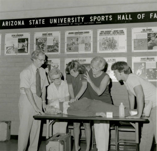 They're Ready For Kickoff Too - Tempe Daily News - September 6, 1978