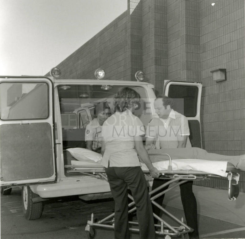A job- Not too Well! - Tempe Daily News - October 6, 1978