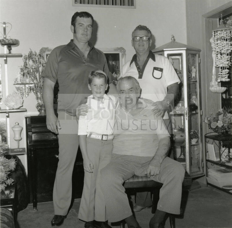 Meet the Bertelsens! - Tempe Daily News - October 18, 1978