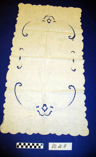 Bureau Scarf