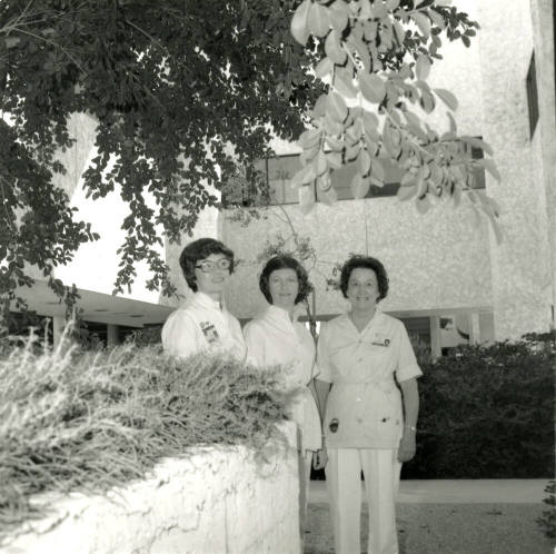 What To Wear - Tempe Daily News - October 9, 1978