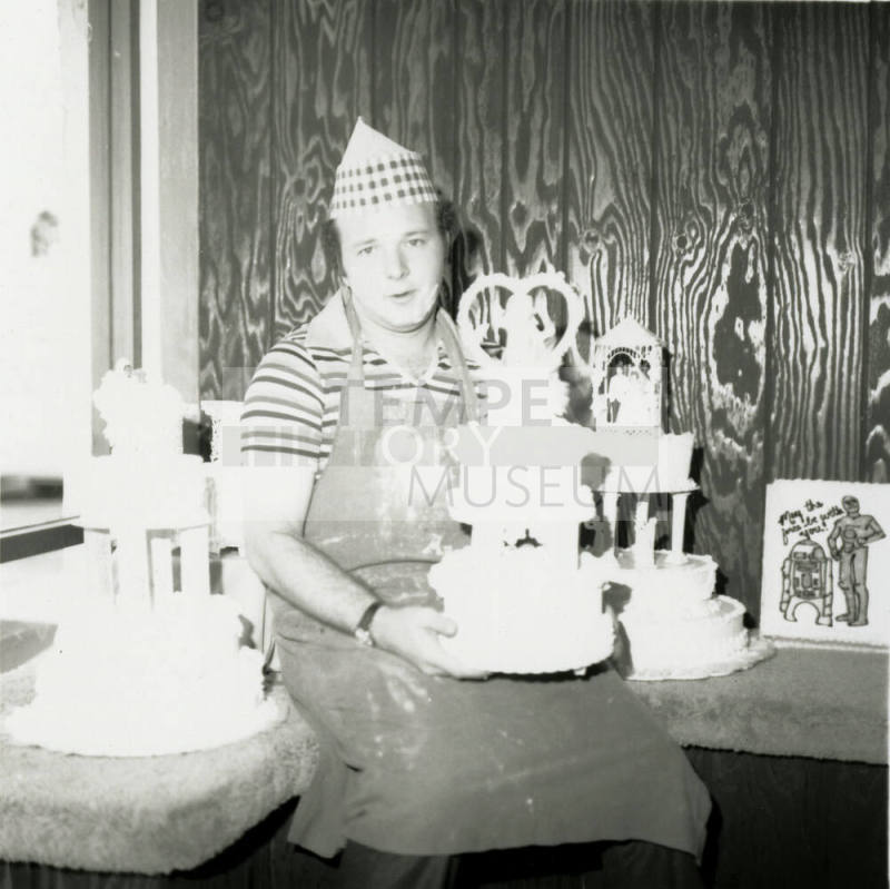 All Baked Out. - Tempe Daily News, October 13 1978