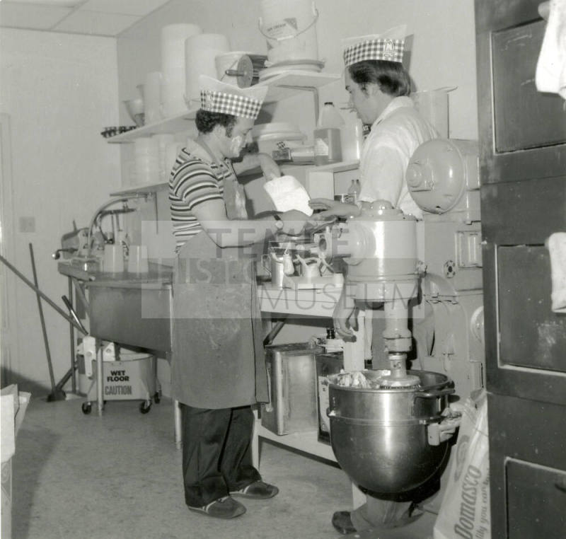 Just A Spoonful Of Sugar. - Tempe Daily News, October 13 1978