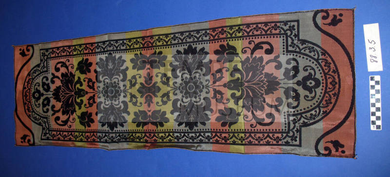 Table runner