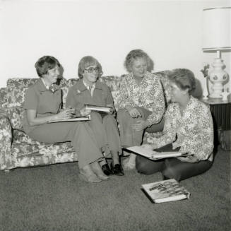 Challenge And Choice. - Tempe Daily News, October 20 1978