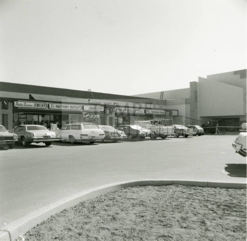 Business Booming. - Tempe Daily News, October 18 1978