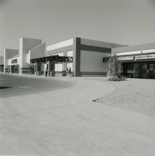 Business Booming. - Tempe Daily News, October 18 1978
