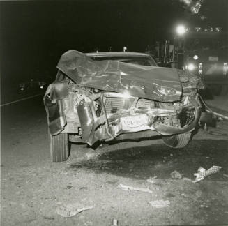 Head-On Collision Hurts Two. - Tempe Daily News, October 16 1978