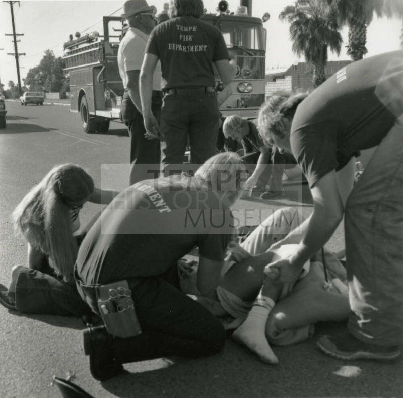 Tempe Firefighters Help Injured Men - October 1978