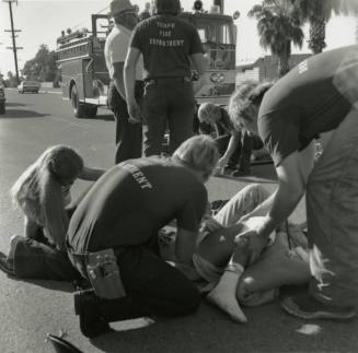 Tempe Firefighters Help Injured Men - October 1978
