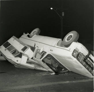 Pickup Flips - Tempe Daily News - October 12, 1978 - (1 of 3)