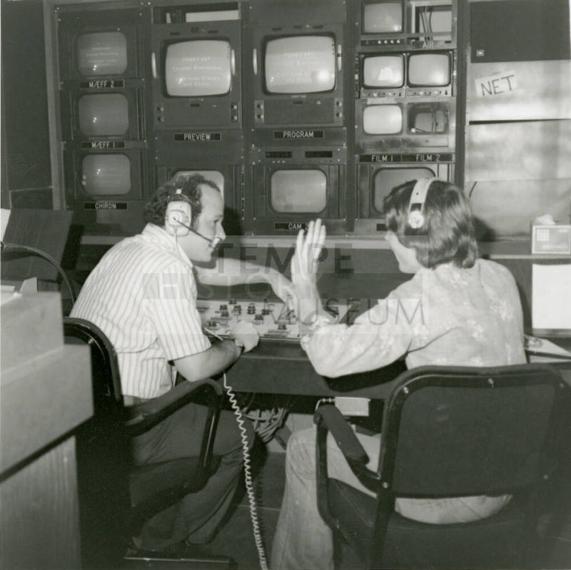 KAET's Cameramen Keep The Show Rolling - All Tied Up On The Job - Tempe Daily News - October 20, 1978 - (2 of 2)