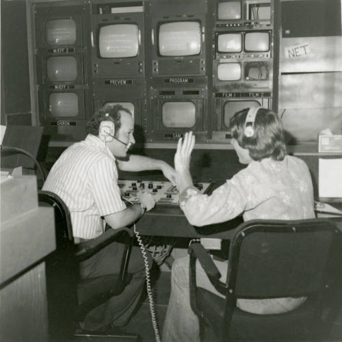KAET's Cameramen Keep The Show Rolling - All Tied Up On The Job - Tempe Daily News - October 20, 1978 - (2 of 2)