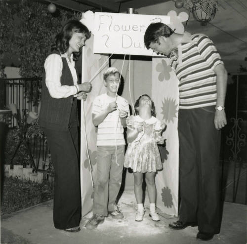 Oh, THAT Kind Of 'Flower'! - Tempe Daily News - October 26, 1978 - (2 of 2)