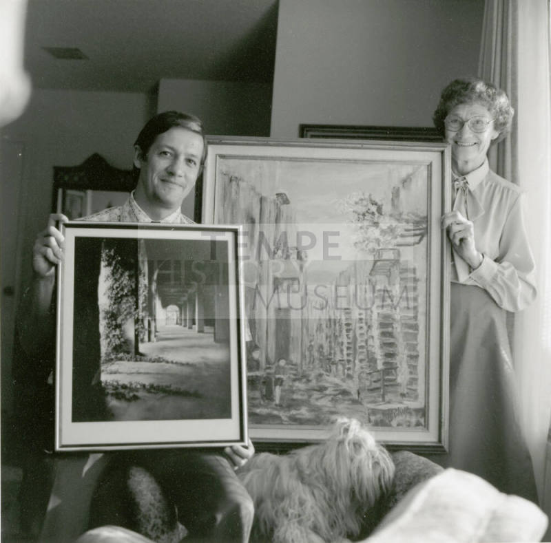 Sharing The Show - Photos & Paintings - Tempe Daily News - October 27, 1978 - (1 of 2)
