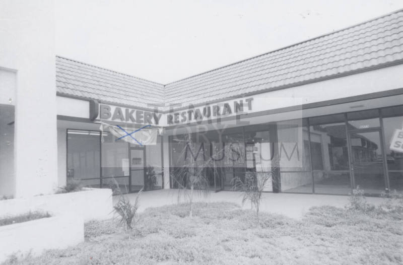 Skinny Haven Restaurant and Bakery - 5024 South Price Road, Tempe, Arizona