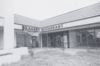 Skinny Haven Restaurant and Bakery - 5024 South Price Road, Tempe, Arizona