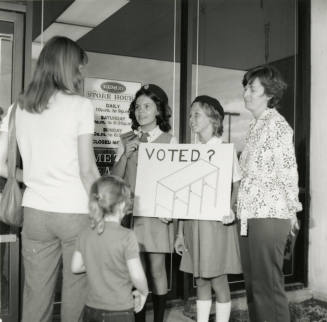 Get the Message? - Tempe Daily News - November 7, 1978