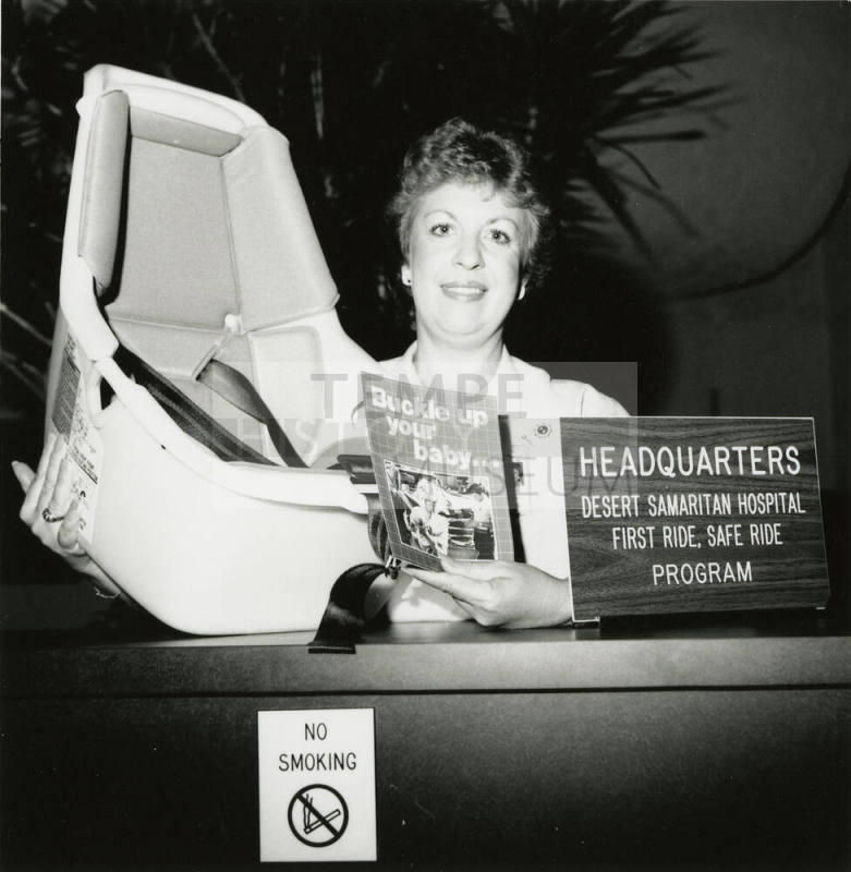 Service is auxiliary leader's top reward - Tempe Daily News - August 15, 1984 (1 of 2)