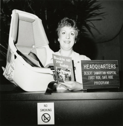 Service is auxiliary leader's top reward - Tempe Daily News - August 15, 1984 (1 of 2)
