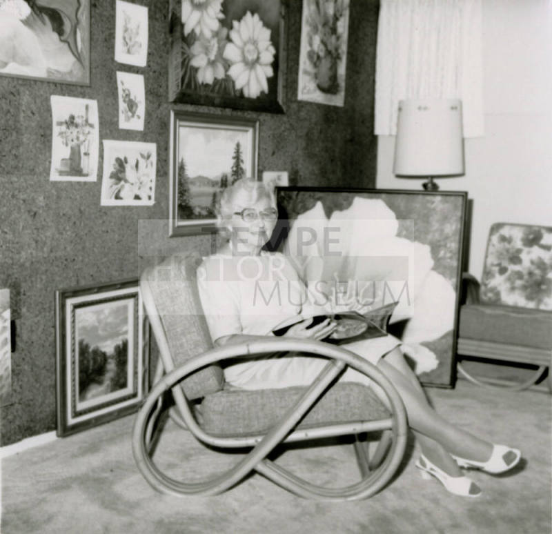 Art group leader has little time to paint. - Tempe Daily News, January 22, 1985