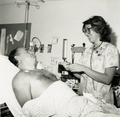 Emergency medicine means teamwork. - Tempe Daily News, September 21 1984