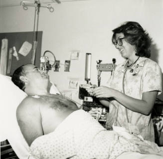 Emergency medicine means teamwork. - Tempe Daily News, September 21 1984