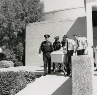 200 Tempeans honor 'the town  kook.' - Tempe Daily News, September 20 1984