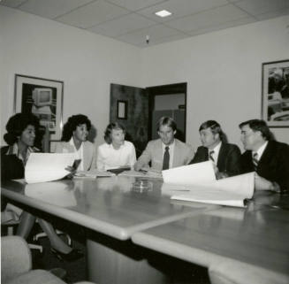 Executives take paid leaves - to work - Tempe Daily News - October 29, 1984 - (1 of 4)