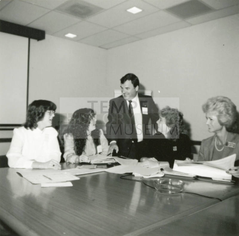 Executives take paid leaves - to work - Tempe Daily News - October 29, 1984 - (3 of 4)