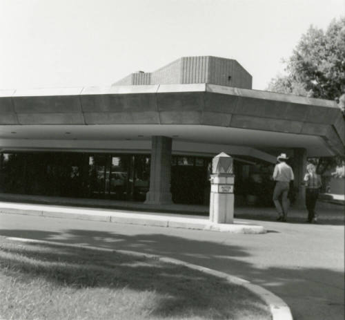 Unidentified Structure (Fiesta Inn?)