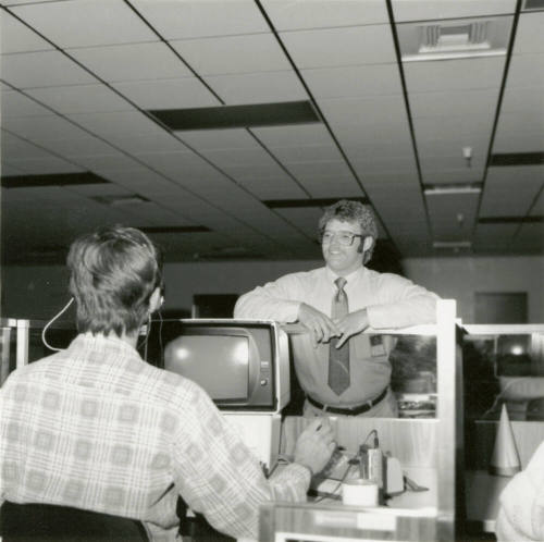 Handicapped employee sets limits high. - Tempe Daily News, December 5 1984