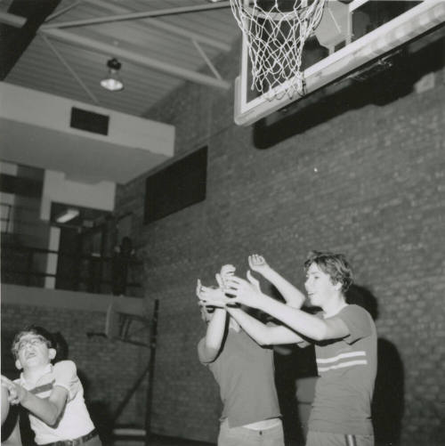 Unidentified young basketball players