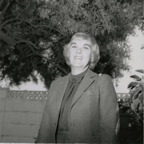 Volunteer Dr. Joyce Foster