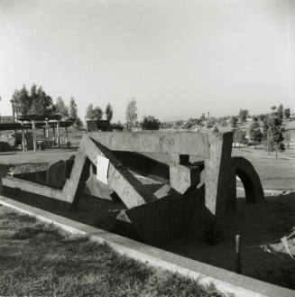 Sculptured Fun - Tempe Daily News, March 20, 1985