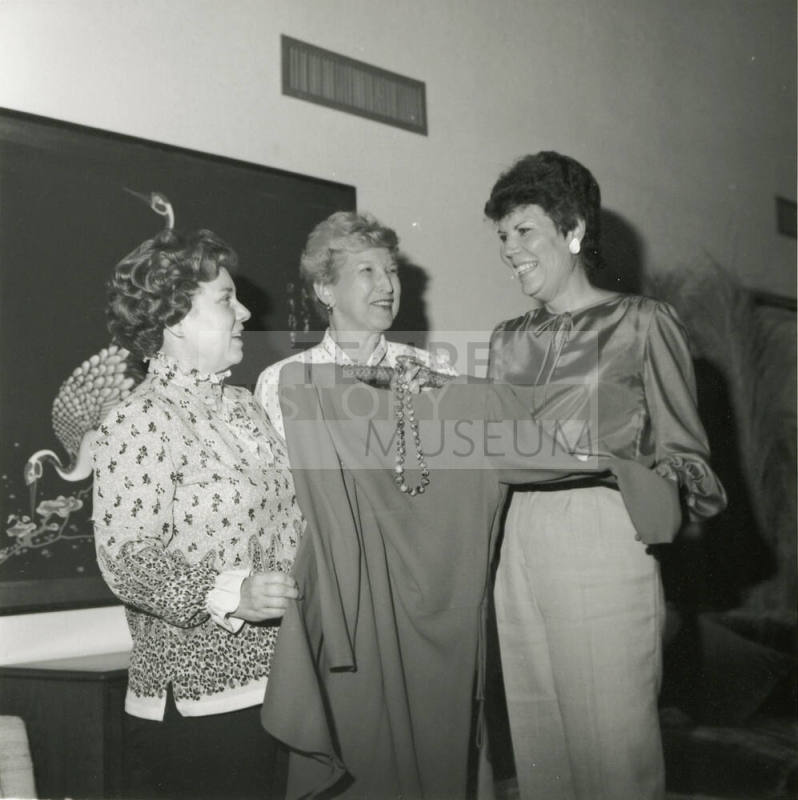 Clothes put food back on table - Tempe Daily News, March 25, 1985