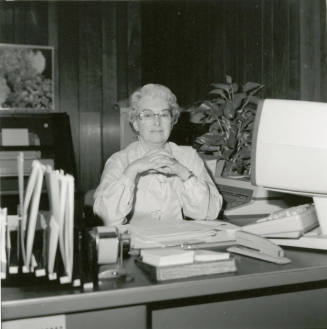 "Once a teacher..." - Tempe Daily News - May 8, 1985 - (1 of 2)