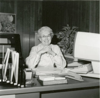 "Once a teacher..." - Tempe Daily News - May 8, 1985 - (2 of 2)