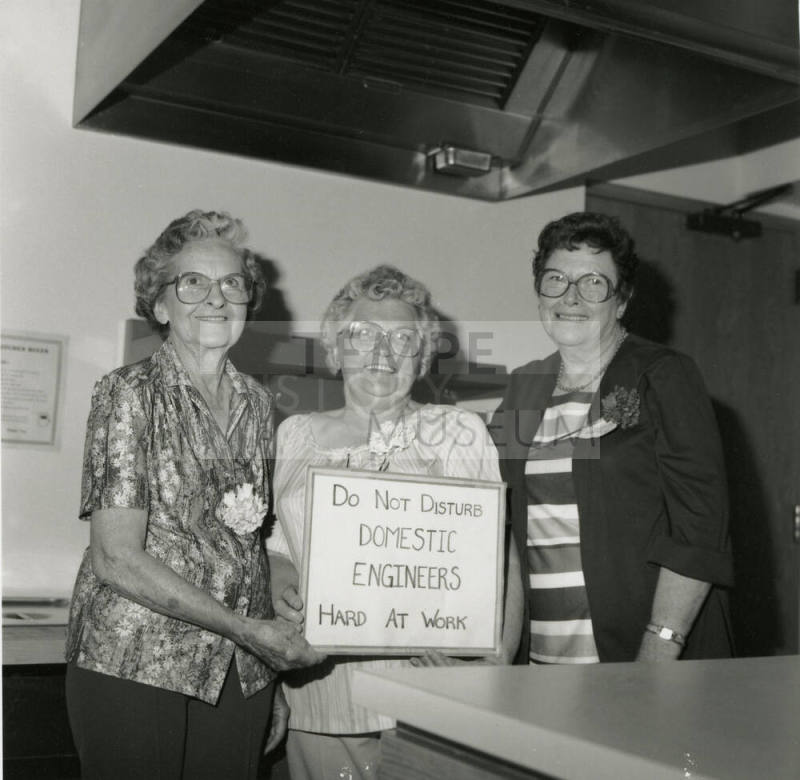 Someone's in the kitchen, from Tempe Daily News, June 1, 1985