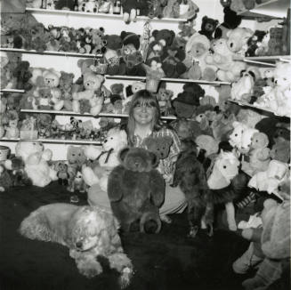 Teddy Bear picnic. - Tempe Daily News, July 9 1985
