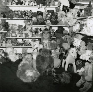 Teddy Bear picnic. - Tempe Daily News, July 9 1985