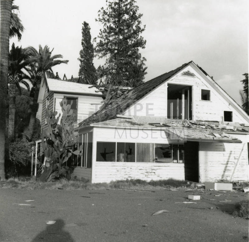 Unidentified Vintage & Dilapidated Wood-framed House - (1 of 3)