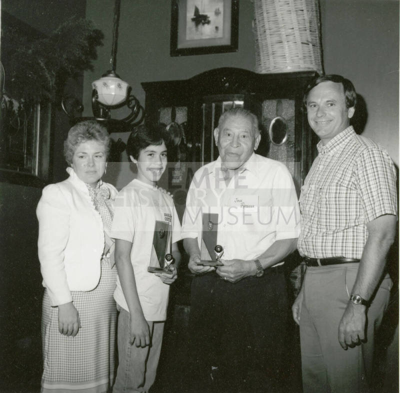 Pooled prizes - Tempe Daily News - August 24, 1985