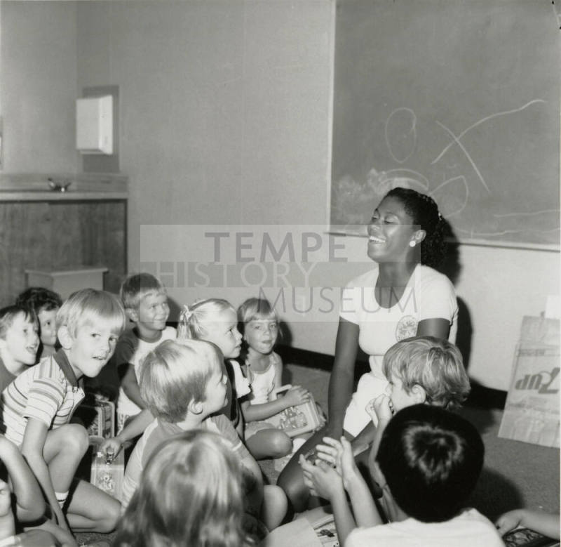Love affair - Recreation leader shows affection to 42 children - Tempe Daily News - August 6, 1985