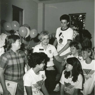 Volunteer Bureau starts busy season, from Tempe Daily News, August 30, 1985