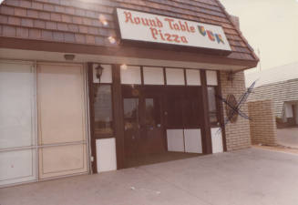Round Table Pizza Restaurant - 1035 South Rural Road, Tempe, Arizona
